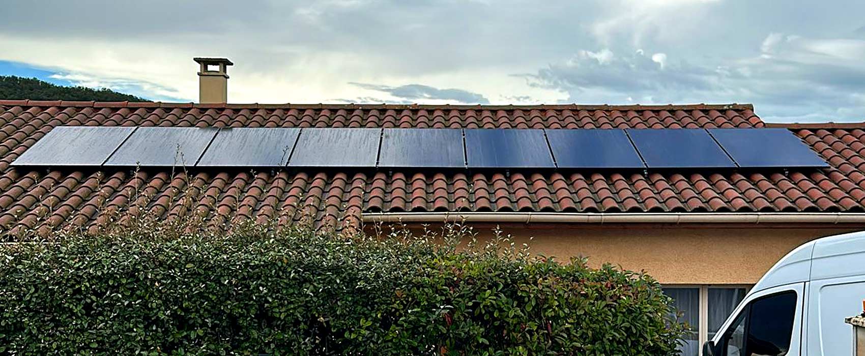 Installation à Mâcon : panneaux solaires photovoltaïques.